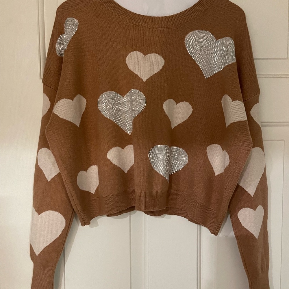 Sz Xl brownwith white hearts and silver sequin hearts! Cropped but not too short